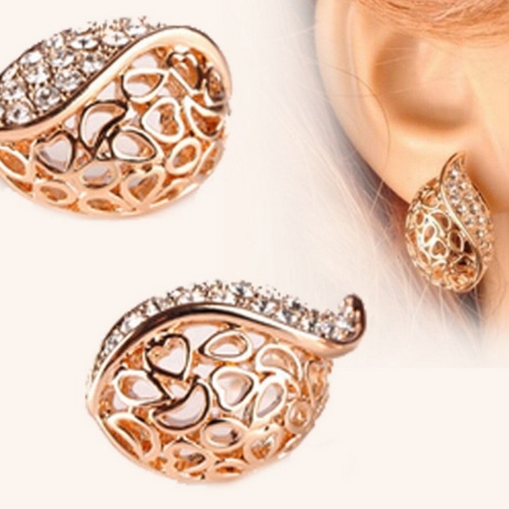 Hollow Leaf Gold Color Rhinestone Earrings